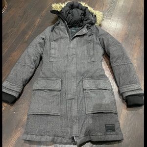 Aritzia TNA Bancroft Parka in Marled/Heather Grey